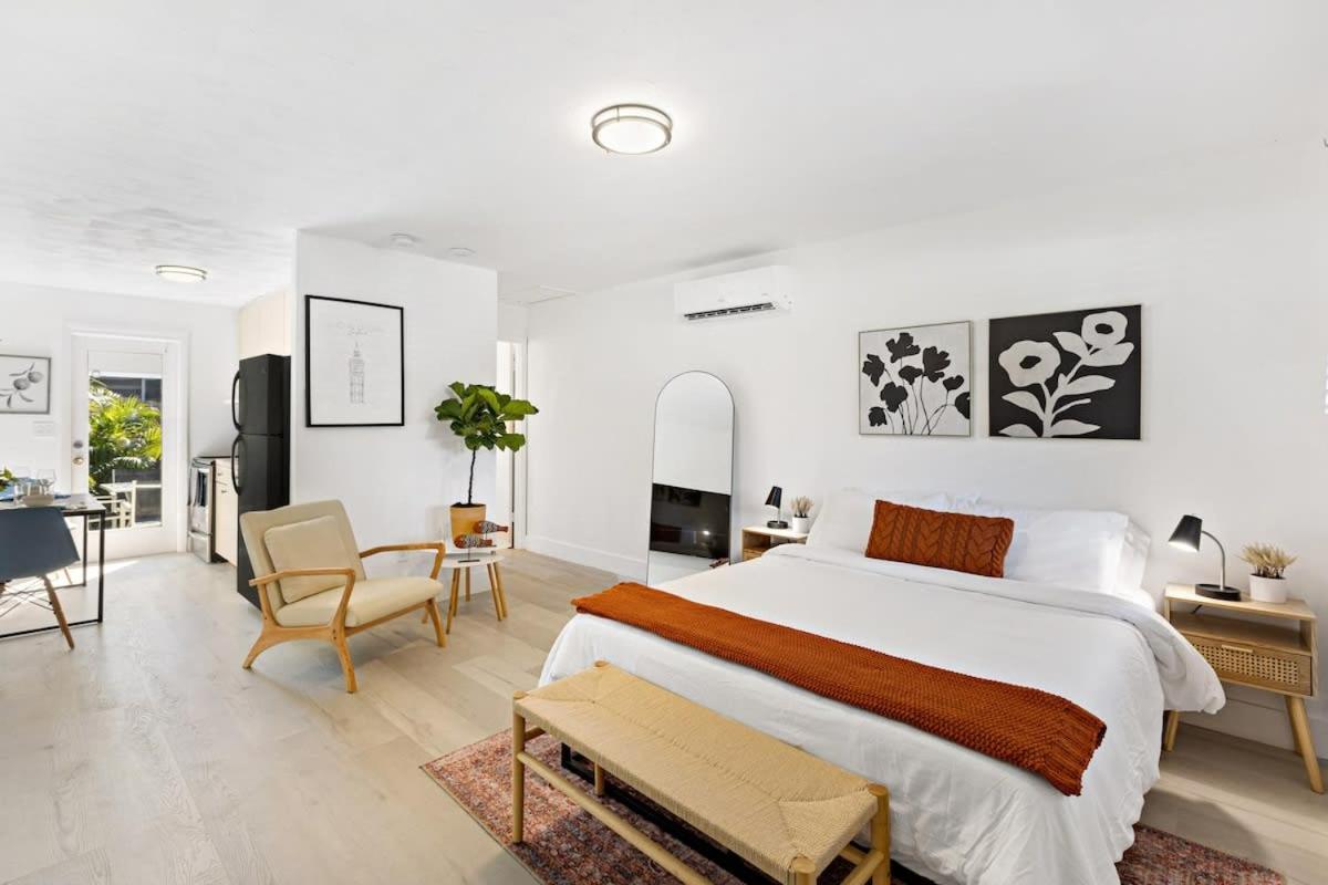 Lovely Rental Unit With Free Parking On Premises فورت لودرديل المظهر الخارجي الصورة