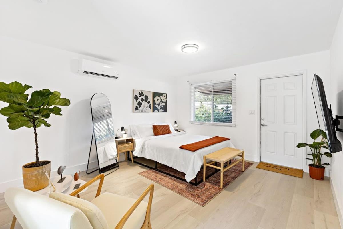 Lovely Rental Unit With Free Parking On Premises فورت لودرديل المظهر الخارجي الصورة