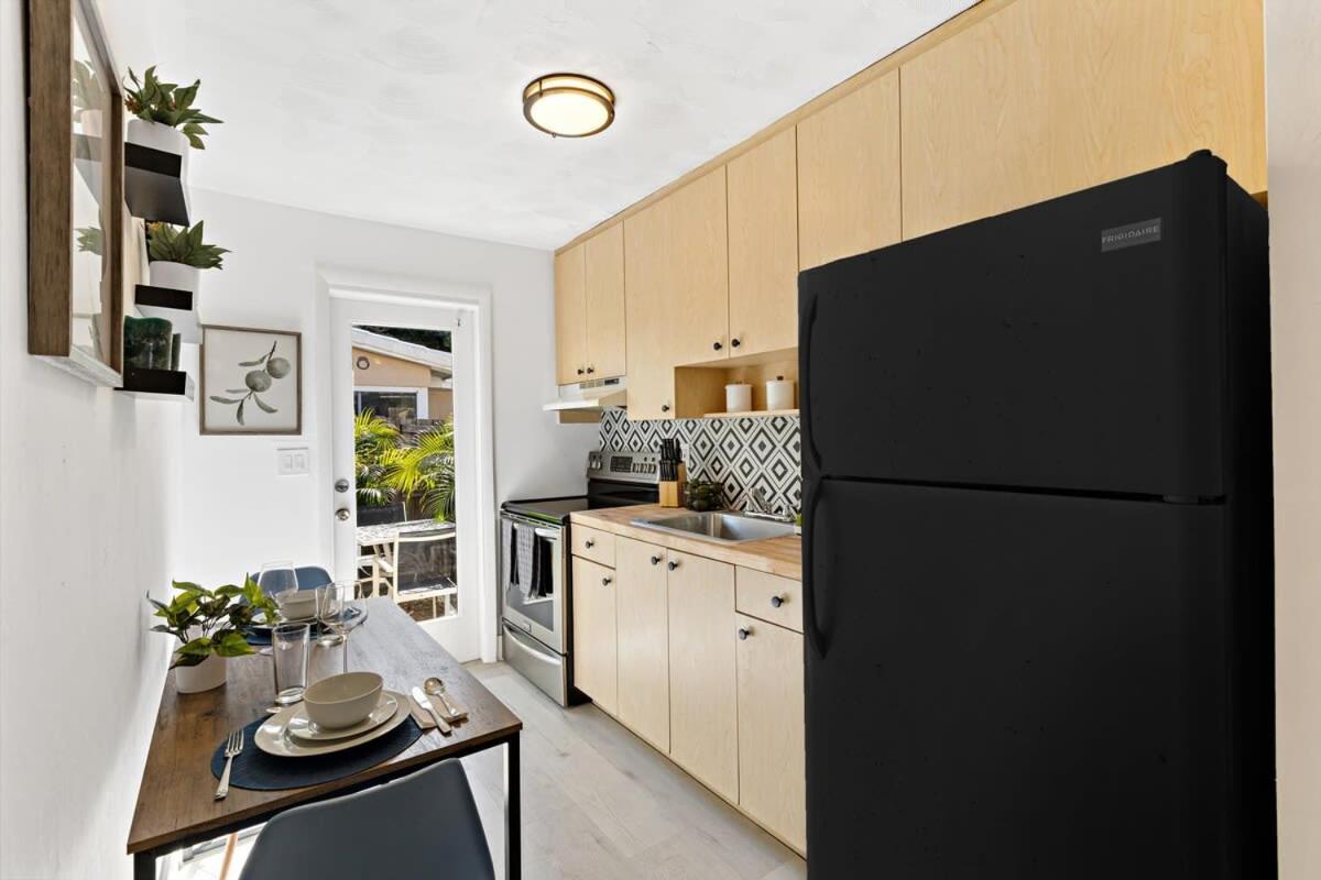 Lovely Rental Unit With Free Parking On Premises فورت لودرديل المظهر الخارجي الصورة